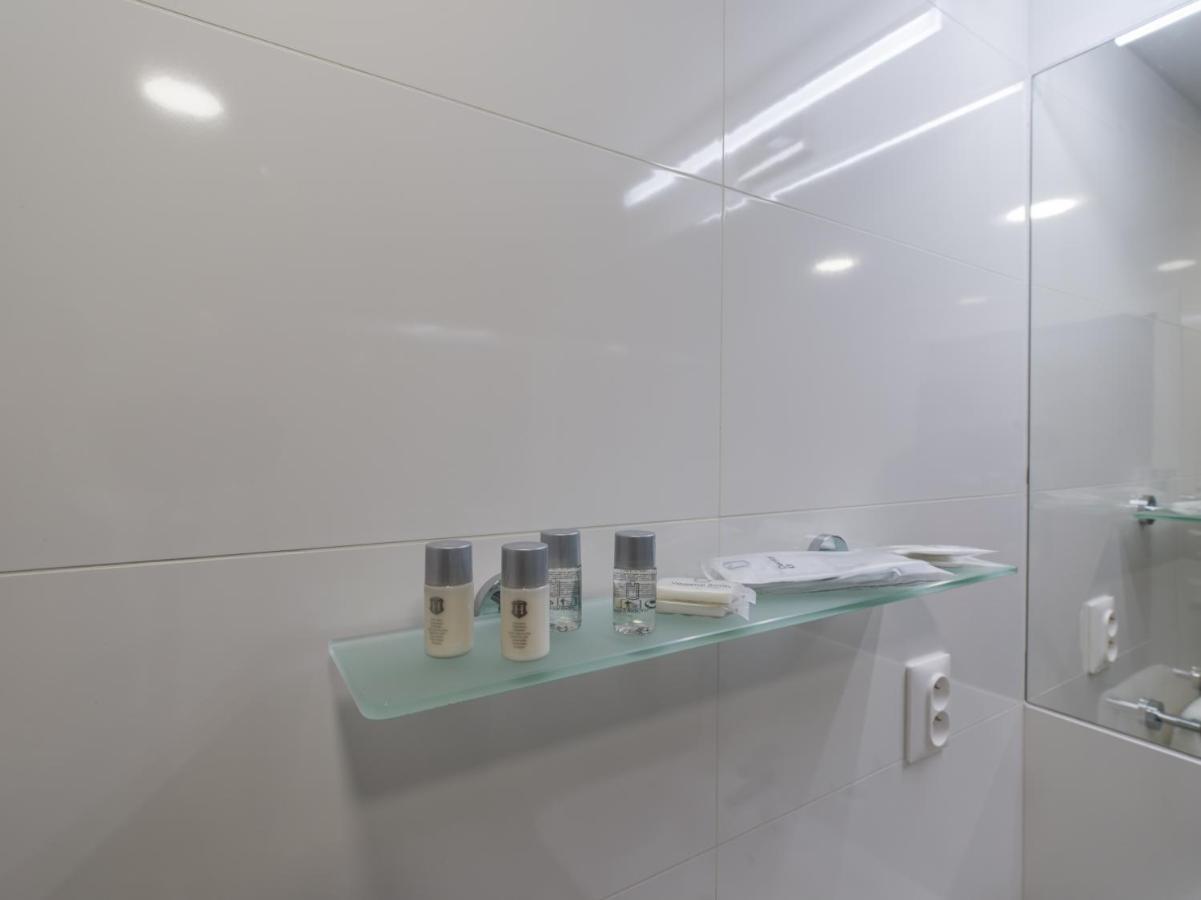 Bartal Apartments Прага Екстериор снимка