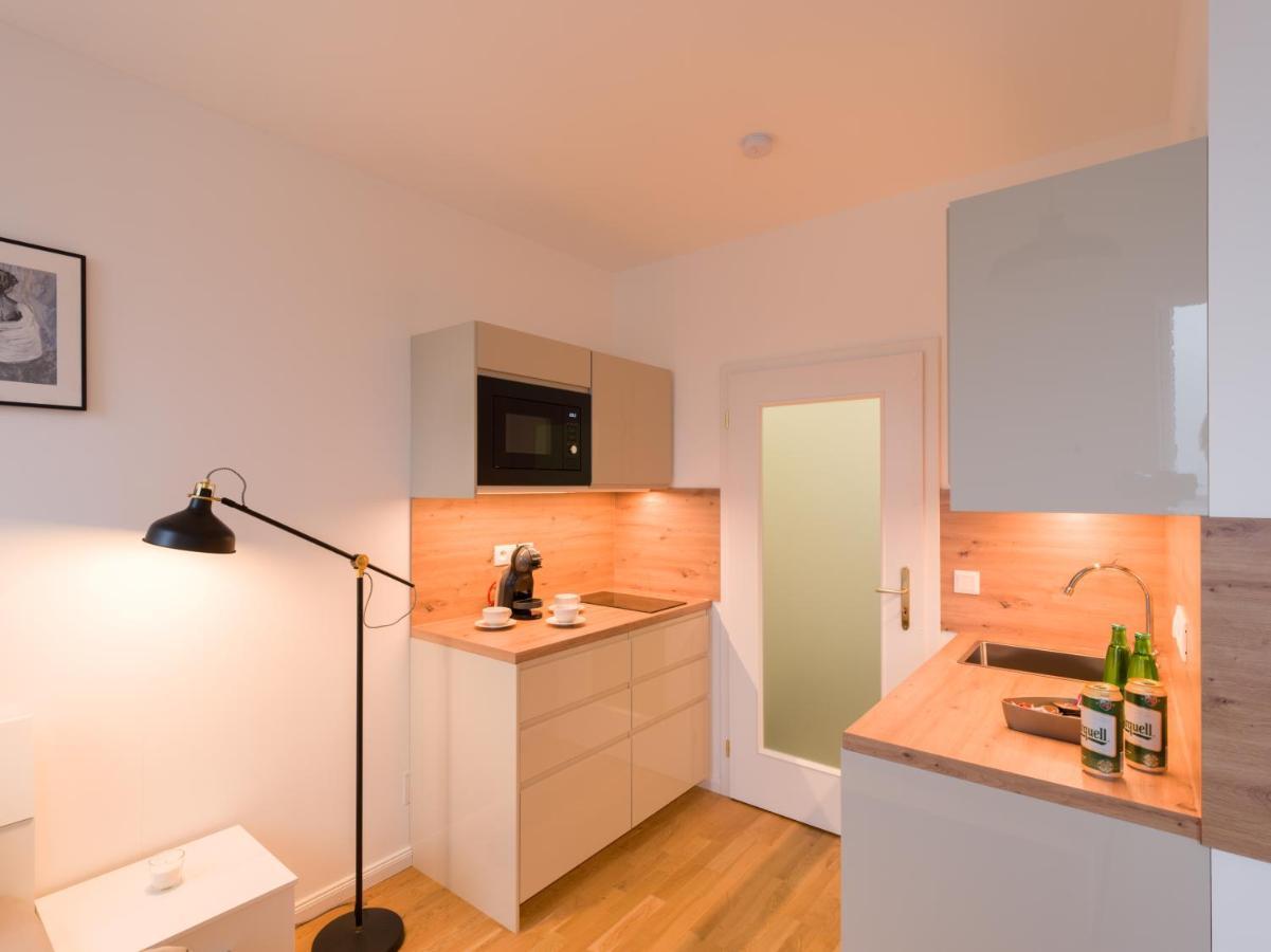 Bartal Apartments Прага Екстериор снимка